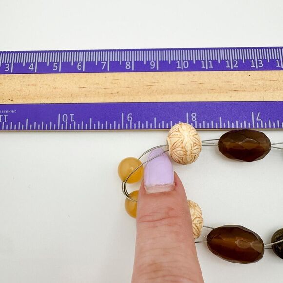 Vintage Beaded Necklace Natural Cream Lightweight Boho Beach Retro Dainty Carved - Picture 9 of 9